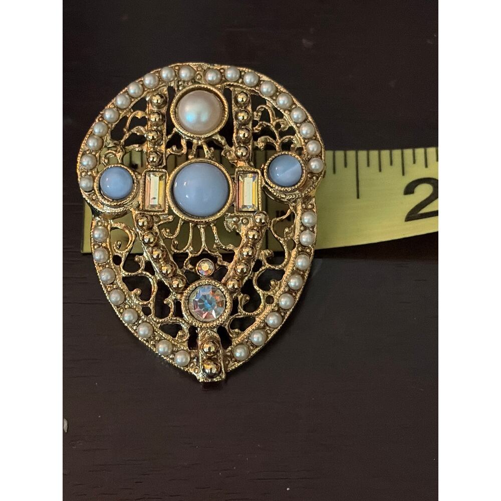 Acorn Cabochons, faux Pearls & AB Rhinestones Brooch - Picture 7 of 7